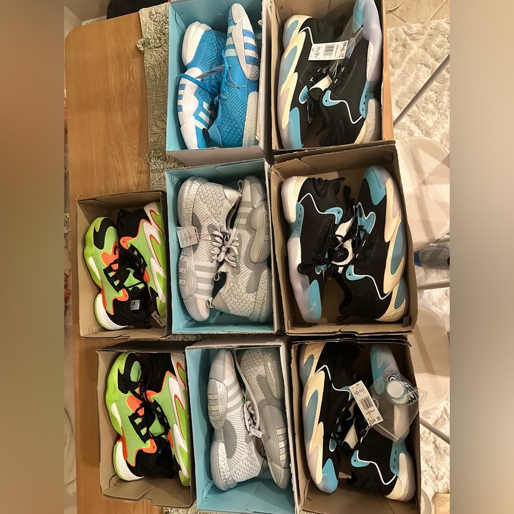 BRAND NEW Basketball Shoes In Box.